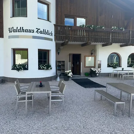 Waldhaus Talblick Han/Misafirhane