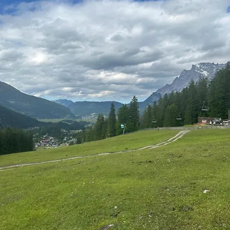 Han/Misafirhane Waldhaus Talblick