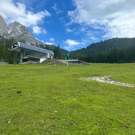 Waldhaus Talblick Han/Misafirhane