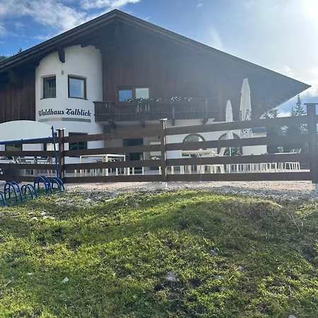 Waldhaus Talblick Inn