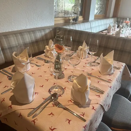 Waldhaus Talblick Han/Misafirhane *