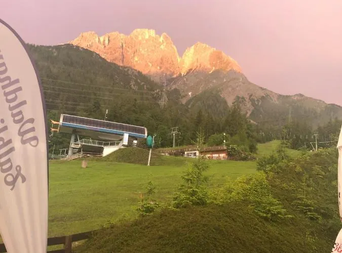 Waldhaus Talblick Värdshus