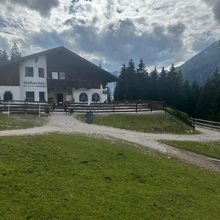 Waldhaus Talblick *