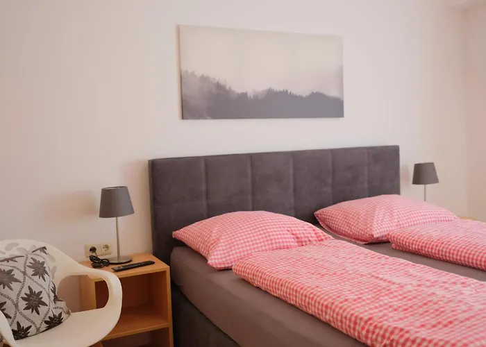 Waldhaus Talblick * 비버위어